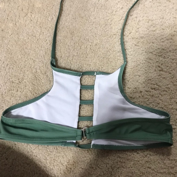 Bathing suit - Picture 2 of 3
